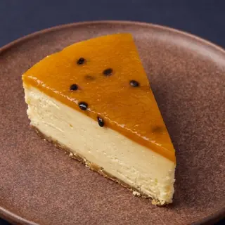 Mango si Fructul Pasiunii Cheesecake