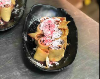 Clătite cu ciocolată sau dulceaţă