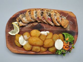 Cotlet Dulgheresc cu cartofi aurii