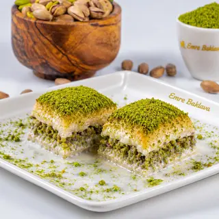 Baclava rece cu fistic -200 G