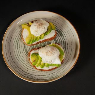 AVOCADO TOAST