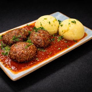 Chiftele cu Sos si Piure 350 Gr.