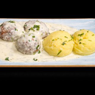 Chiftelute cu Sos Gorgonzola si Piure 350 Gr.