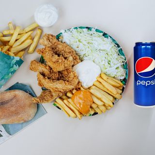 Meniu Crispy Mediu + băutură răcoritoare