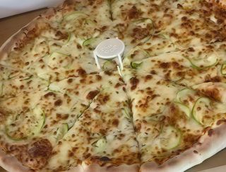 Pizza Zucchini Ø 32cm + 1 sos gratis