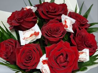Sweet delicate red roses