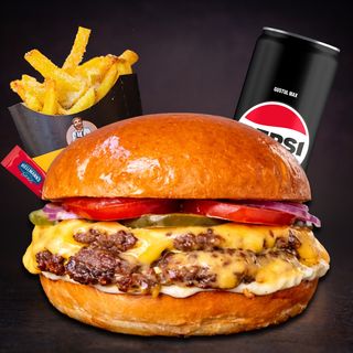 **Combo Cheesburger (french fries included) + doza pepsi 330 ml