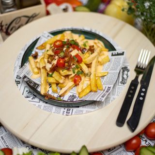 Cartofi Prajiti cu Cheddar si Bacon