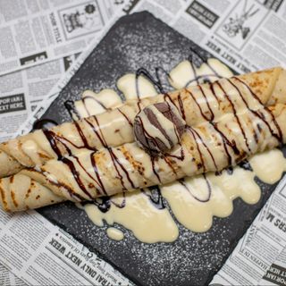 Clătite cu dulceață de Afine si sos de Vanilie