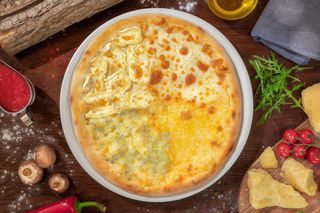 Pizza Quattro Formaggi