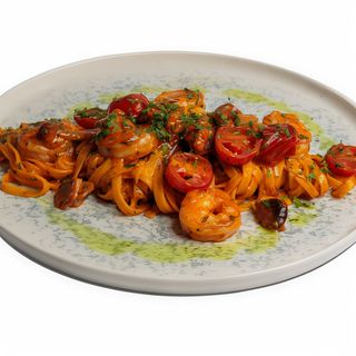 Tagliatele cu creveti, rosii cherry si porcini