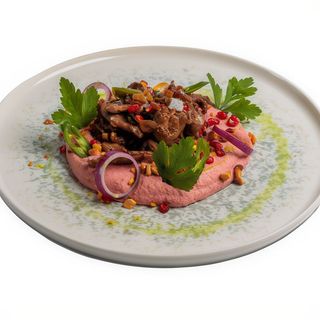 Muschiulet de miel picant,humus cu sfecla rosie si rodie