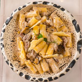 RIGATONI CU MUSCHI DE VITA SI PORCINI 450G