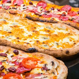 PIZZA FAMILY QUATRO FORMAGI 850G