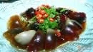 Oua negre cu sos de ghimbir