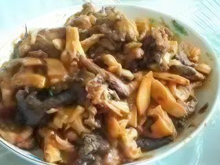 Carne de porc cu chimion