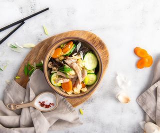 Carne de porc cu ciuperci si urechi de lemn