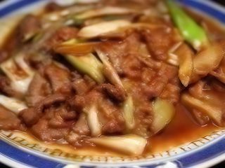 Carne de miel cu ceapa si praz