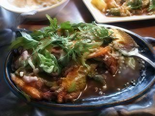 Carne de miel la placa incinsa