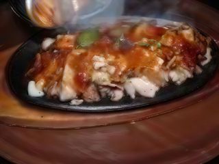 Carne de rata la placa incinsa