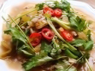 Calamar cu salata murata chinezeasca