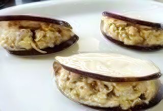 Vinete umplute cu carne tocata