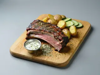 Coasta de porc la gratar