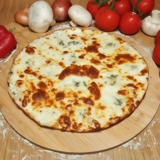 Pizza Quattro Formaggio con gorgonzola Ø 30