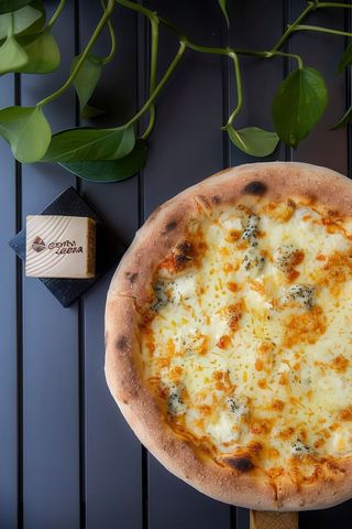 Pizza Quattro Formaggi