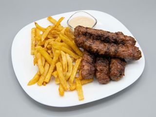 Meniu 5 mici + cartofi prajiti