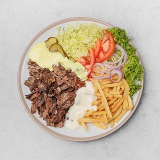 Kebab de vita si oaie la farfurie