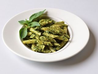 PENNE PESTO PARMEZAN