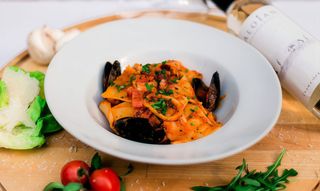 Paccheri cu fructe de mare
