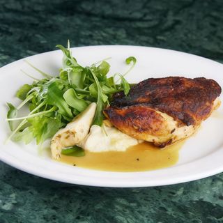 Oven cooked chicken breast with artichoke puree