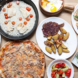 Cartofi dulci cu unt şi usturoi la cuptor 