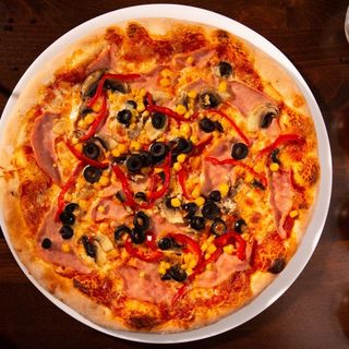 Pizza Capriciosa Ø32cm
