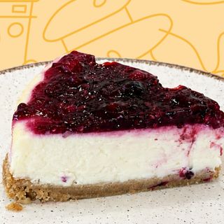 Felie Cheese Cake cu fructe de padure
