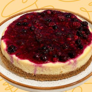 Cheesecake cu fructe de padure 1.1 kg