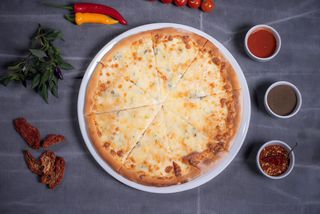 Pizza Quattro Formaggi