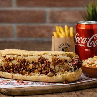 Combo Blue Cheese + cartofi Fry'n Dip + salata coleslaw + Coca Cola 0.33