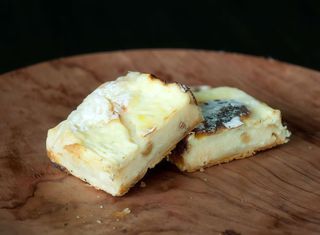 Placinta cu branza dulce si stafide