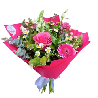 Buchet roz si alb 