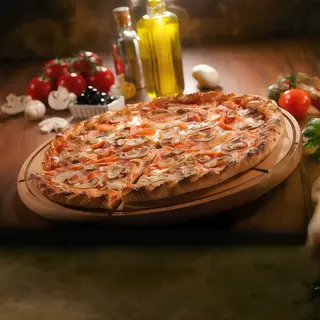 Pizza Prosciutto e Funghi medie