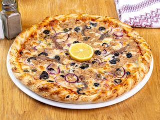 Combo Pizza Tonno