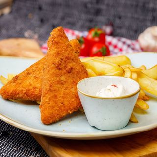 Cascaval Pane & Cartofi Pai