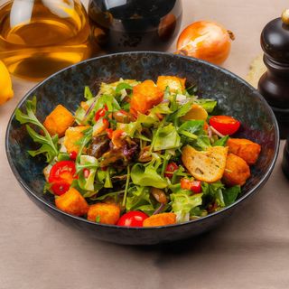 Cretan Halloumi Salad