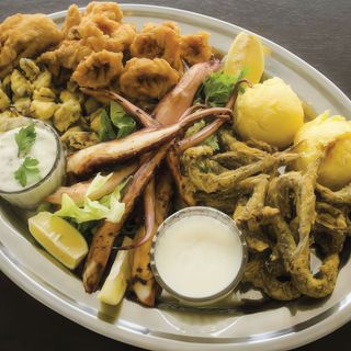 Platou pescăresc /1400gr