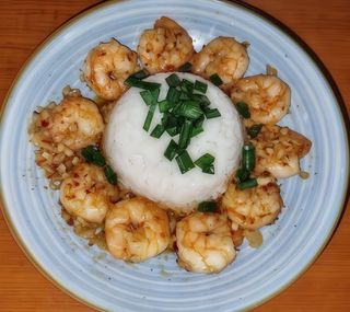 Creveţi Aglio olio peperoncino şi orez alb/200gr/200gr