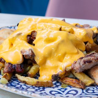 Ceafa cu sos cheddar /350gr