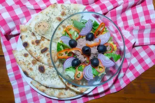 Salată cu ton